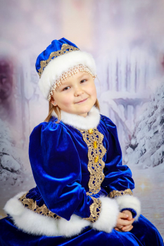 Алиса Попова